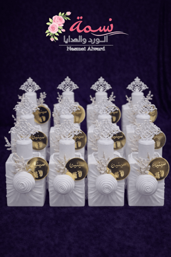 تويعات فاخرة اشكال مختلفة الدرزن ١٢ حبة