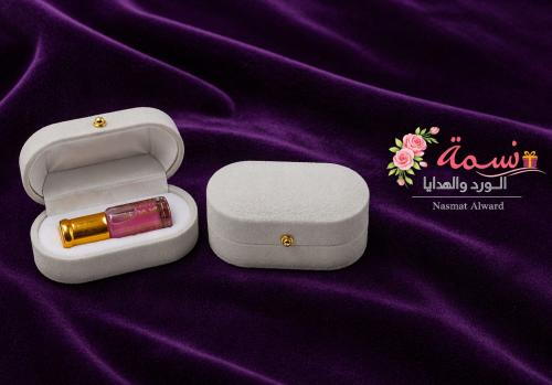 مجموعة ١٢ علبة مخمل فاخرة لتولات العطر