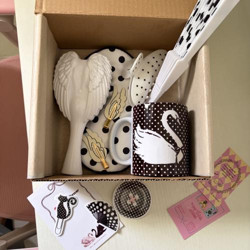 بوكس White swan