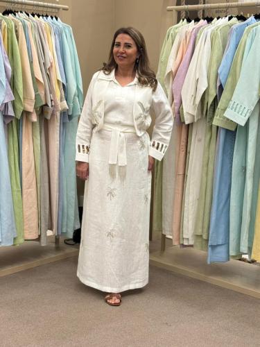 Linen abaya embroidered