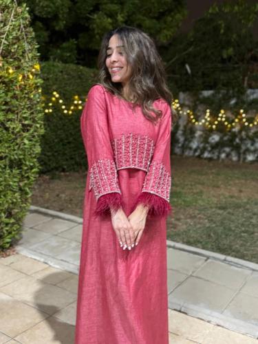 Linen abaya embroidered