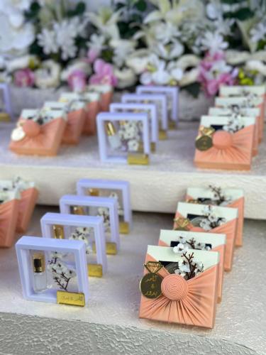 Wedding favors package, 24 pieces