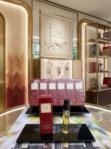 Cartier perfumes 2 ml, dozen, 12 pieces, 140 riyal...