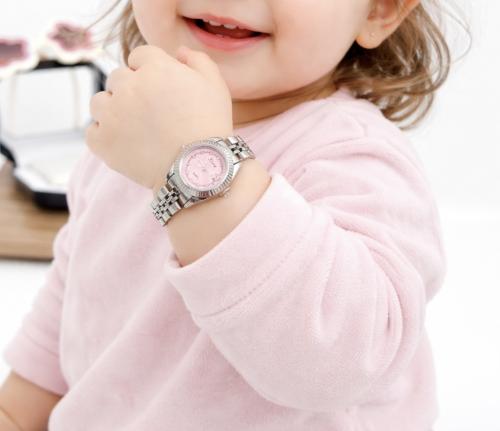 ساعة رولكس فضي