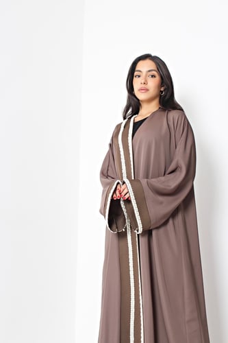 عباية اللؤلؤه