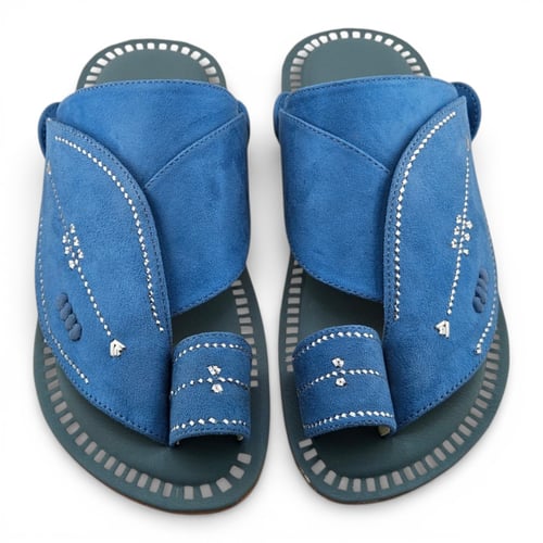 الفانوس: صندل عربي مصنوع يدويًا من القماش