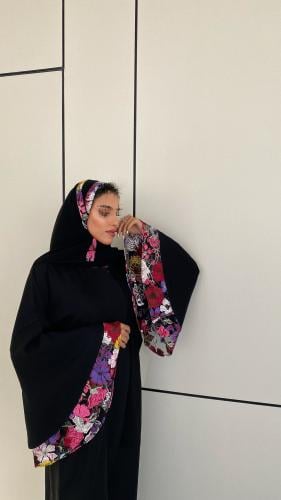 عبايه صيفيه بارده من الكريب الناعم مع تدخيلات من ا...