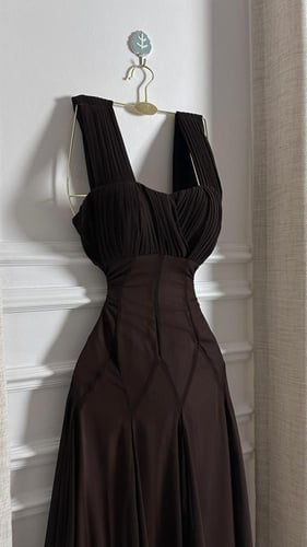 فستان بني شيفون