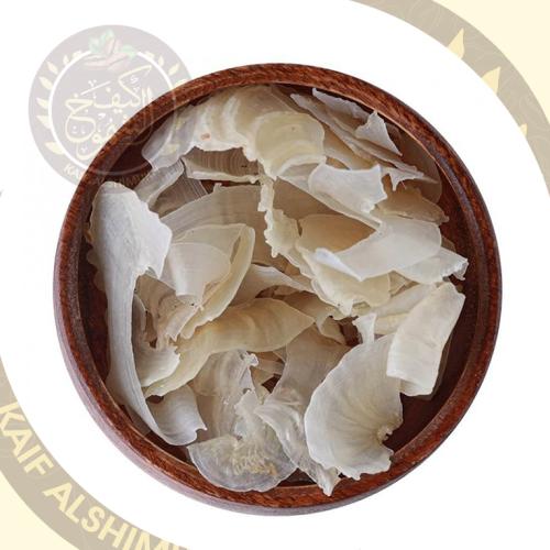 عشبة الكثيرة للشعر