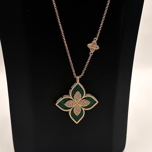 قلادة ربورت كوين