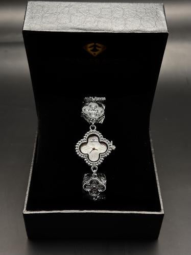 ساعة فان كليف