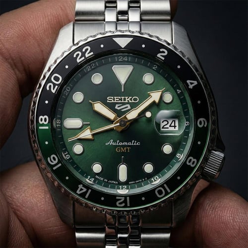 ساعة سيكو Sports SKX