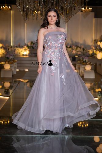 Purple dress embroidered with flowers