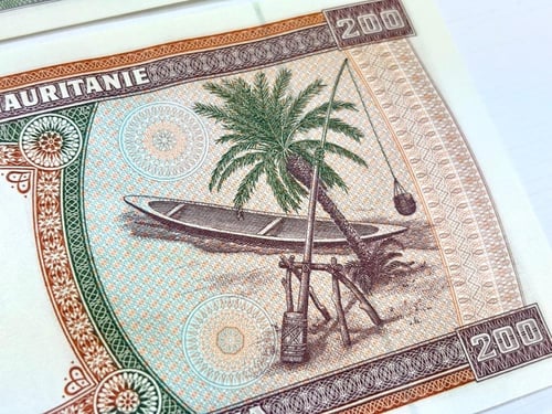 3 قطع من عملات موريتانيا 2002 م