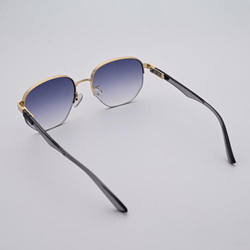 Aurex Violet – Gradient Luxury Sunglasses