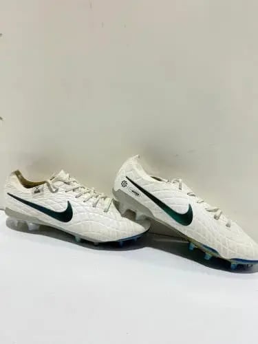 حذاء Nike Tiempo Legend 10 Elite FG | هندسة اللمسة...