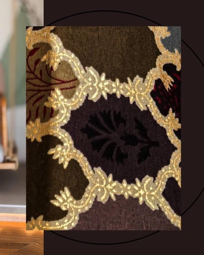 عباية بزخرفة هندية