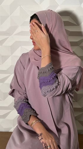 عباية ملونة