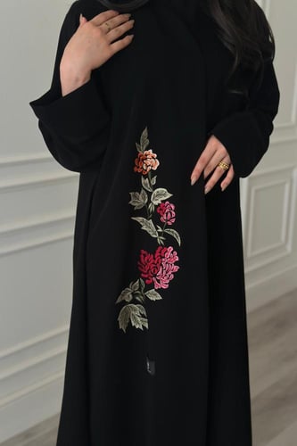 عباية ليورا