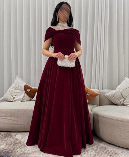 فستان جوخ بتطريز يدوي