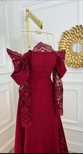 فستان انيق بالجاكار الكمبيوتر