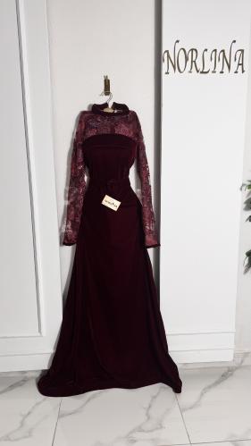 فستان مخمل عودي بأكمام جوبير