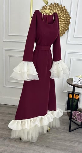 فستان بلون دم الغزال بكم اورجنزا انيق