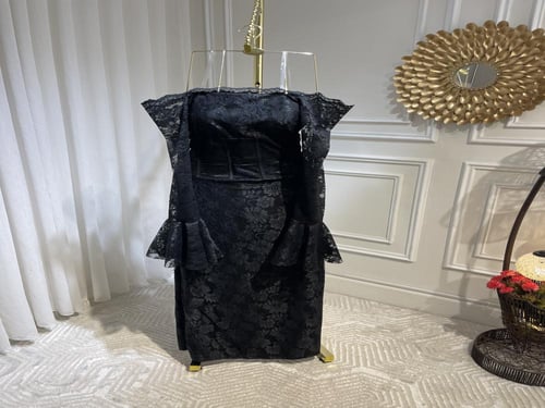 فستان دانتيل اسود مخصر