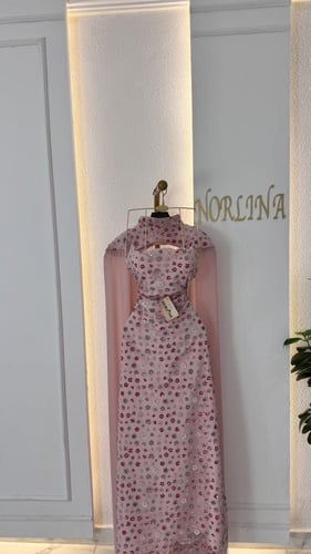 فستان مطرز بورد ترتر وخرز