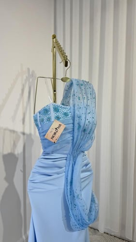 فستان سماوي جذاب