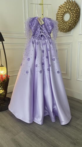 فستان موف بتطريز لولو فخم