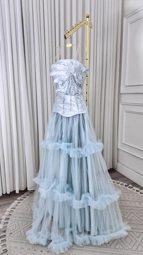 فستان نفنوفه