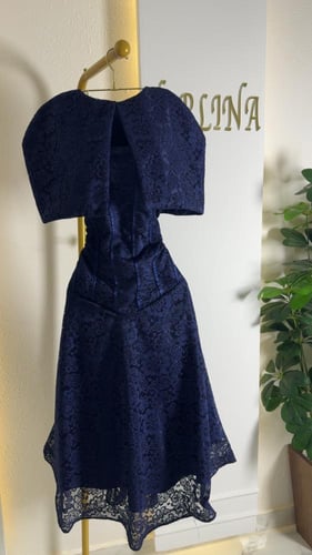 فستان كحلي دانتيل