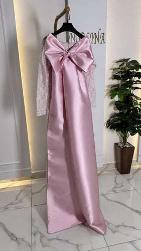 فستان دانتيل فرنسي مطرز