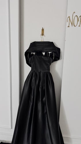 فستان زهري مطرز بترتر وخرز