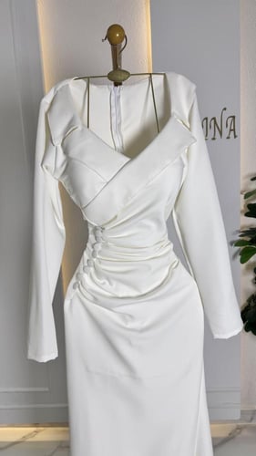 فستان ناعم وأنيق بلونين