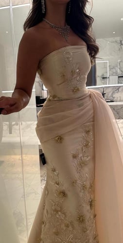 فستان تاج سبأ