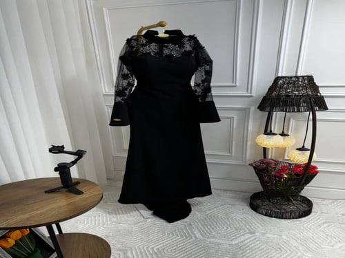 فستان بكم دانتيل مورد