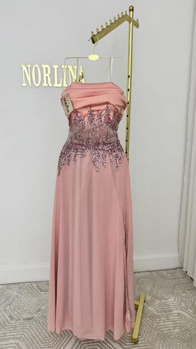 فستان لحمي بشك خصر