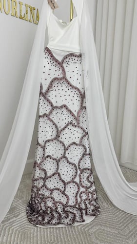 فستان سهره أنيق بشك تطريز خرز وترتر