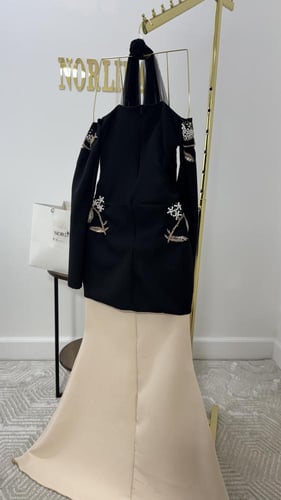 فستان تصميم انيق بالأسود والبيج