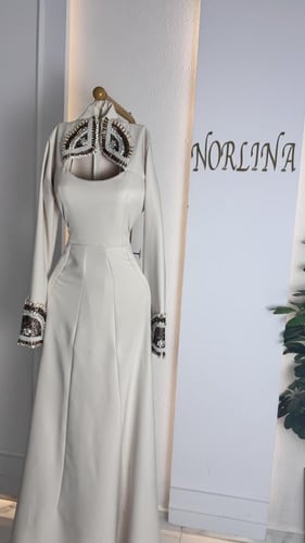 فستان الاناقه والفخامه بشك يدوي كرستال