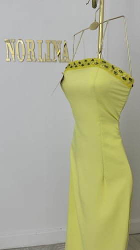 فستان باللون الليموني المميز