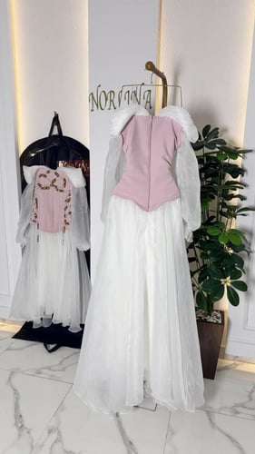 فستان سندرلا طويل وقصير