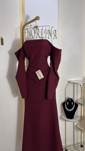 فستان عودي انيق