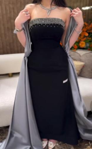 فستان كلاسيكي بتطريز كريستال