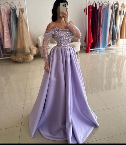 فستان موف بتطريز لولو فخم