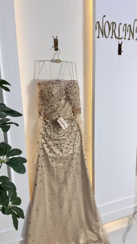 فستان بكرستال لامع