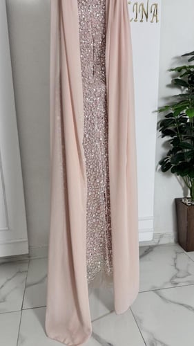 فستان "بريق الألماس"