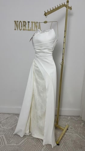 فستان ناعم كلاسيكي بخمسه الوان